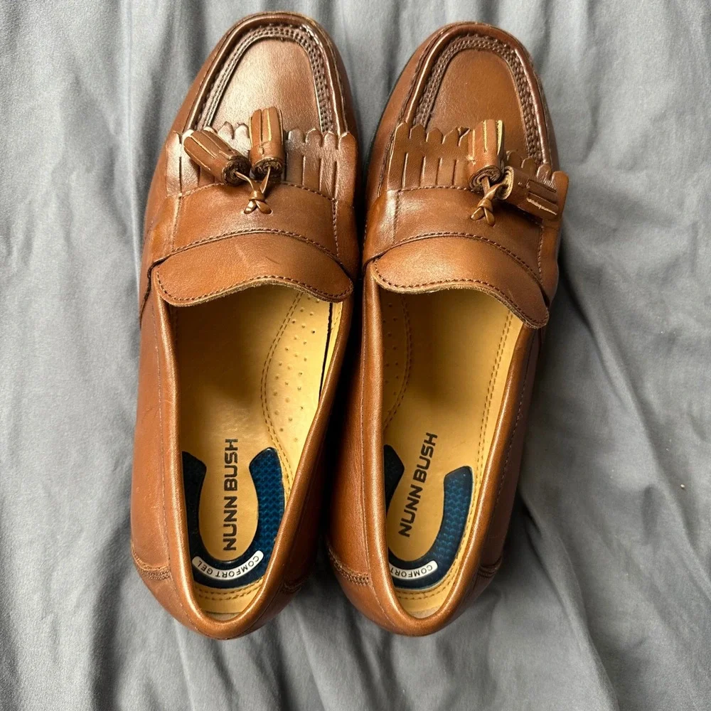 Nunn Bush Lincoln Mens 9W Brown Leather Tassel Kiltie Loafers 84198-257